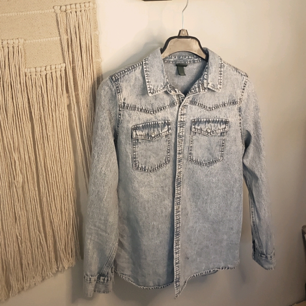 Deim pop button shirt